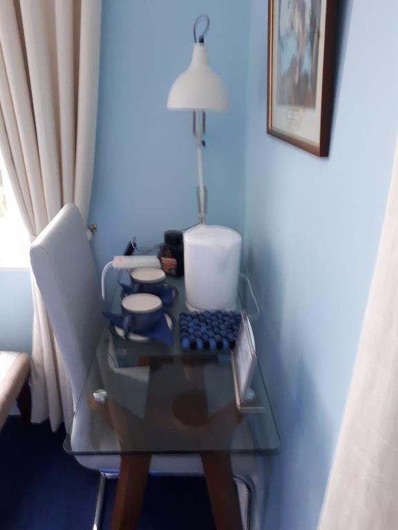 The Dell Dublin Bed and Breakfast Dun Laoghaire Buitenkant foto