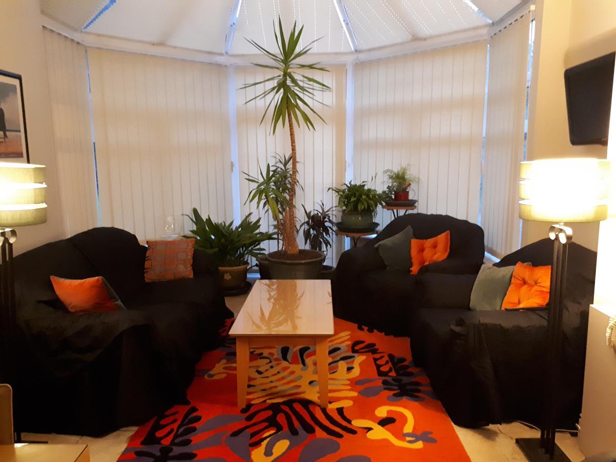 The Dell Dublin Bed and Breakfast Dun Laoghaire Buitenkant foto